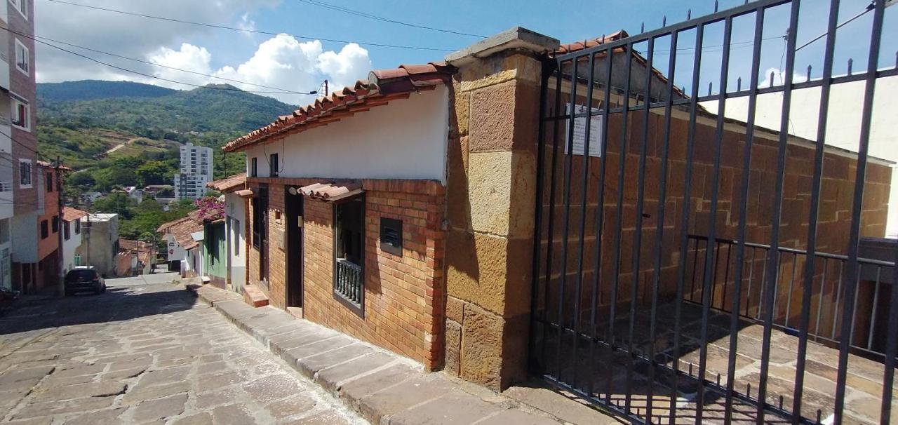 Santander Aleman Hostel San Gil Zewnętrze zdjęcie