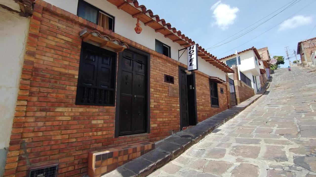 Santander Aleman Hostel San Gil Zewnętrze zdjęcie
